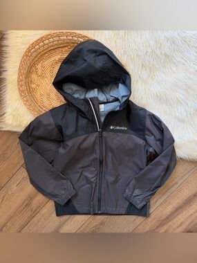 Columbia Grey Black Glennaker Lightweight Rain Jacket Youth Size 8
